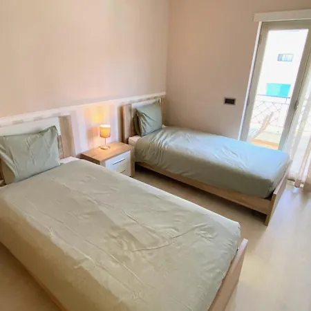 Morada Do Sol - Fun Apartment, With Pool & Close To The Strip