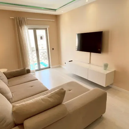 Appartement Morada Do Sol - Fun Apartment, With Pool & Close To The Strip Albufeira